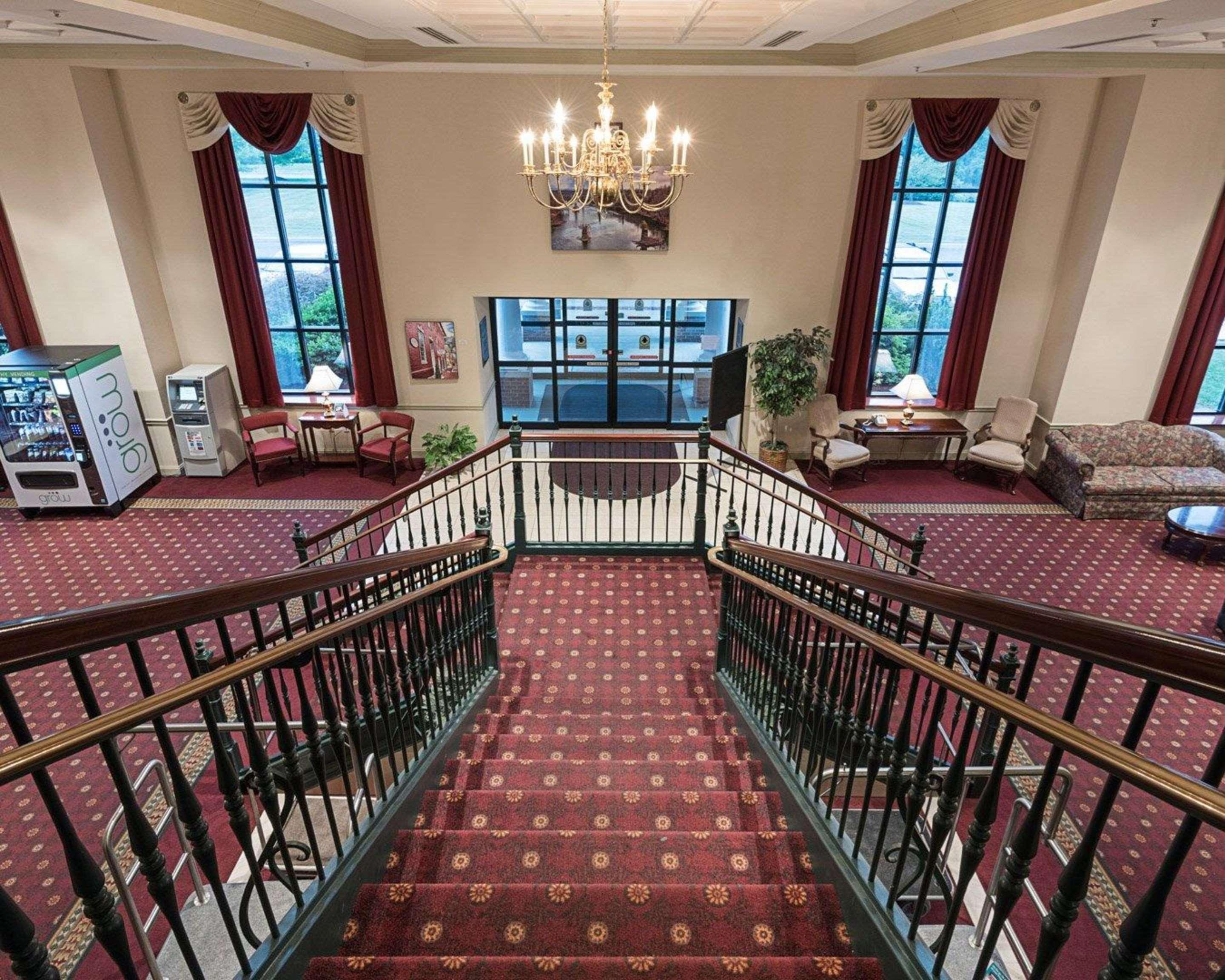 Clarion Hotel & Conference Center Shepherdstown Buitenkant foto