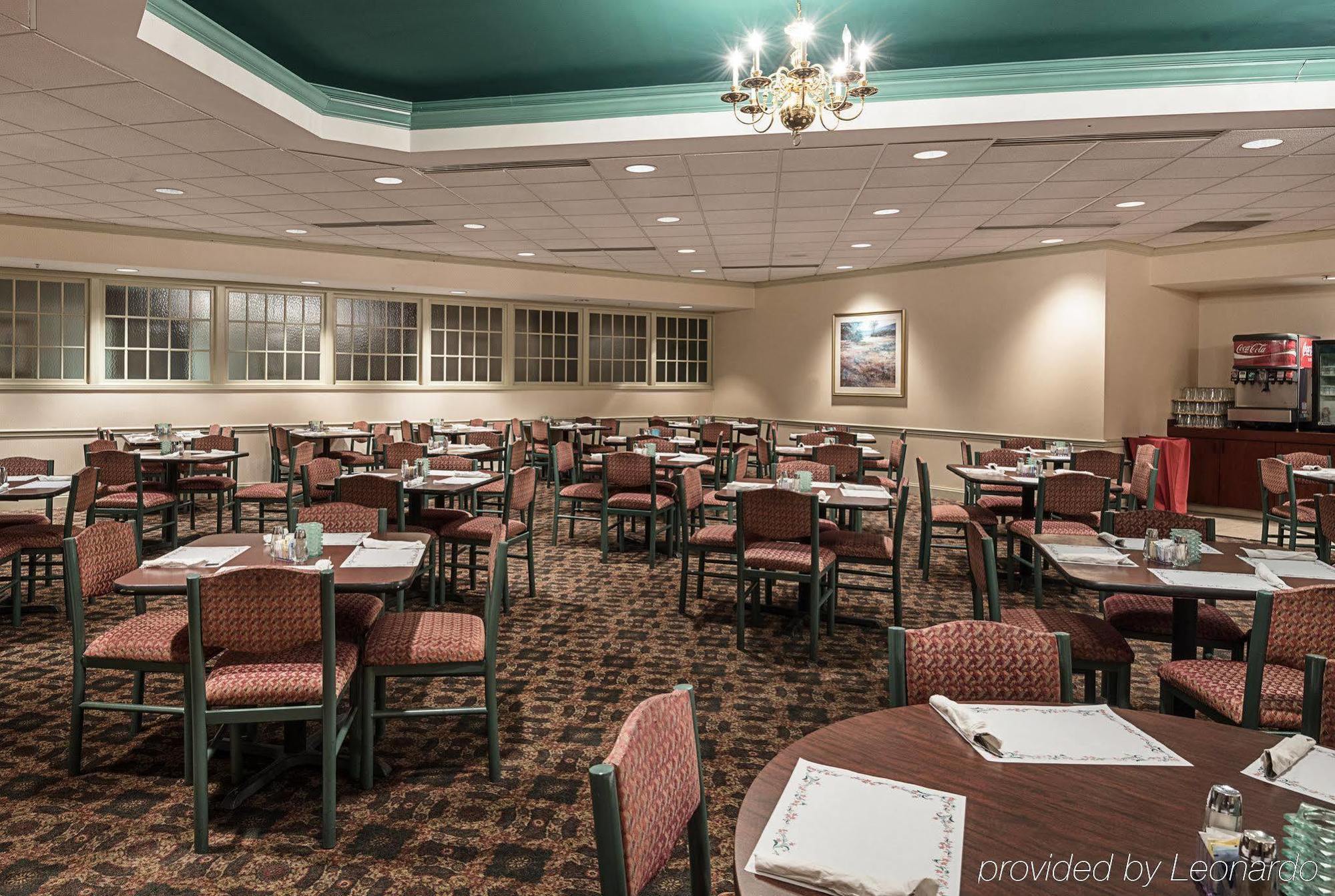 Clarion Hotel & Conference Center Shepherdstown Buitenkant foto