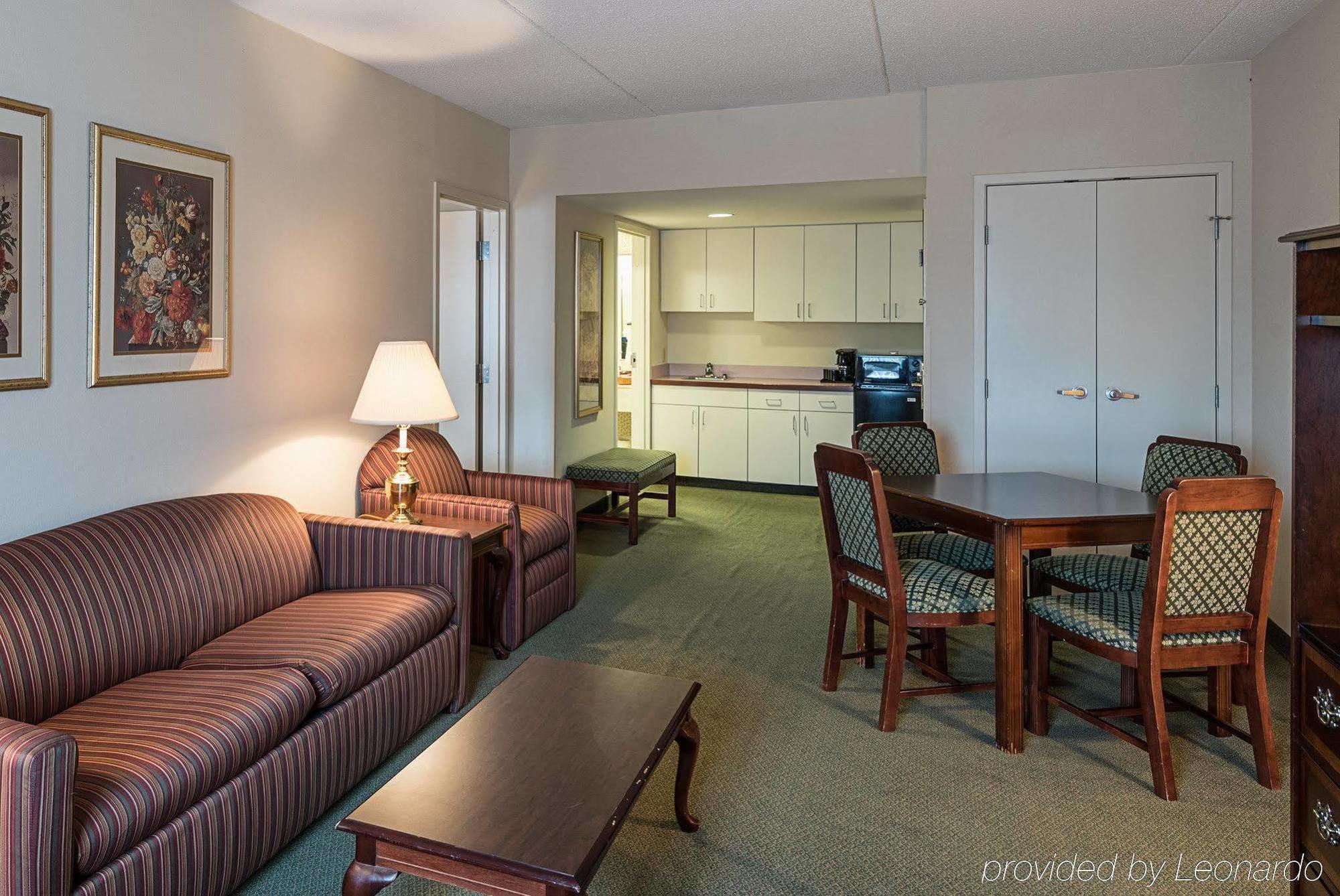 Clarion Hotel & Conference Center Shepherdstown Buitenkant foto